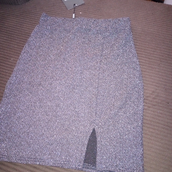 Misguided Mini Skirt - Picture 3 of 4